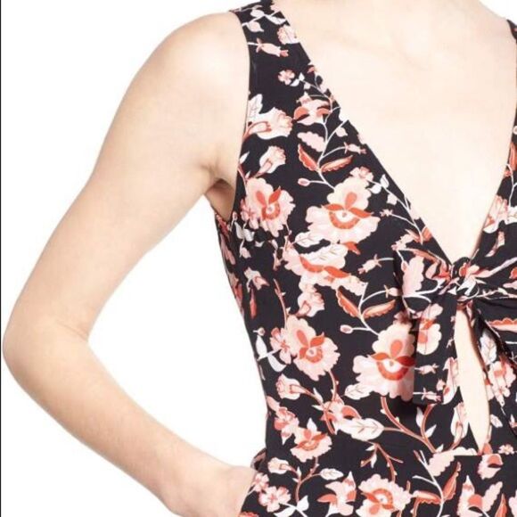 MinkPink Revolve‎ floral sleeveless tie jumpsuit - Picture 2 of 9